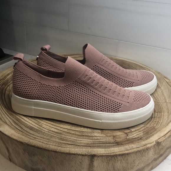 Blush crocheted knit Steve Madden sz 7 - Picture 2 of 7